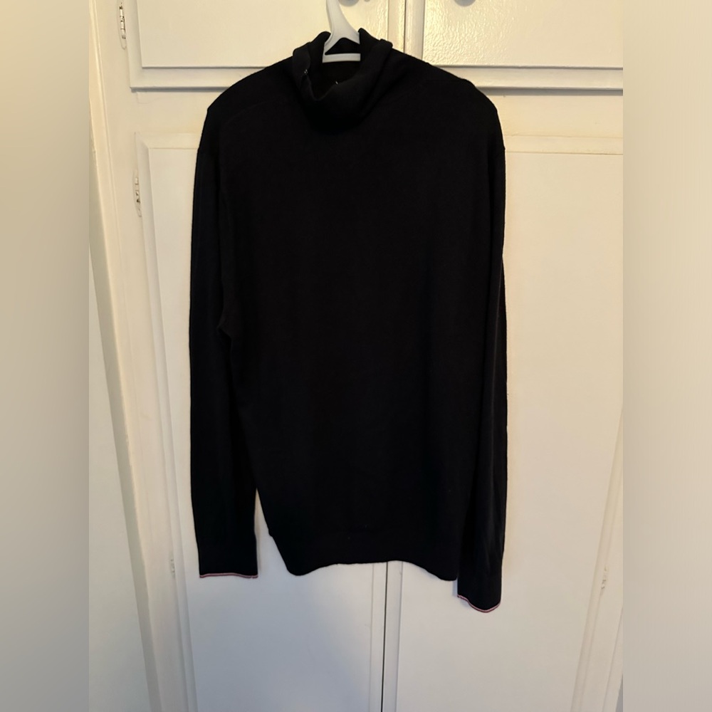 New Tommy Hilfiger turtleneck Marino wool blend w/ tags